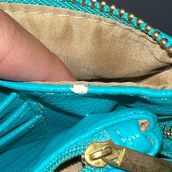 Turquoise Clutch - Picture 5 of 6